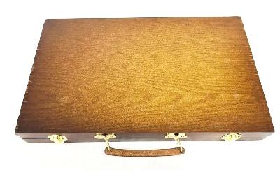 Набор художника, 80 предметов в деревянном чемоданчике от интернет-магазина Континент игрушек