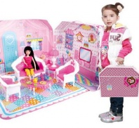 Кукла с аксессуарами для гостиной  от интернет-магазина Континент игрушек