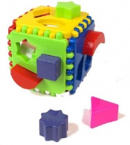 Сортер Куб логический подарочный от интернет-магазина Континент игрушек