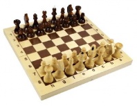 Игра настольная. Шахматы деревянные, поле 29см х 29см от интернет-магазина Континент игрушек