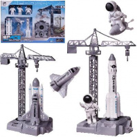 Набор игровой "Покорители космоса: стартовая площадка с двумя ракетами, шаттлом, мини-ракетой и 3 ко
