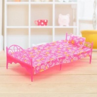 Кроватка для кукол "Уют" с комплектом  2156041 от интернет-магазина Континент игрушек